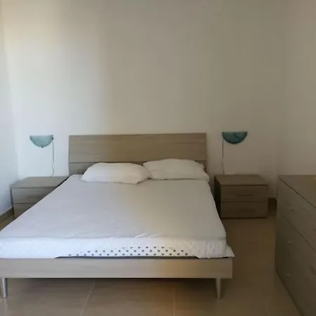 Apartment Casa Saracena A Torre Dell'orso Sant'Andrea (Apulia)